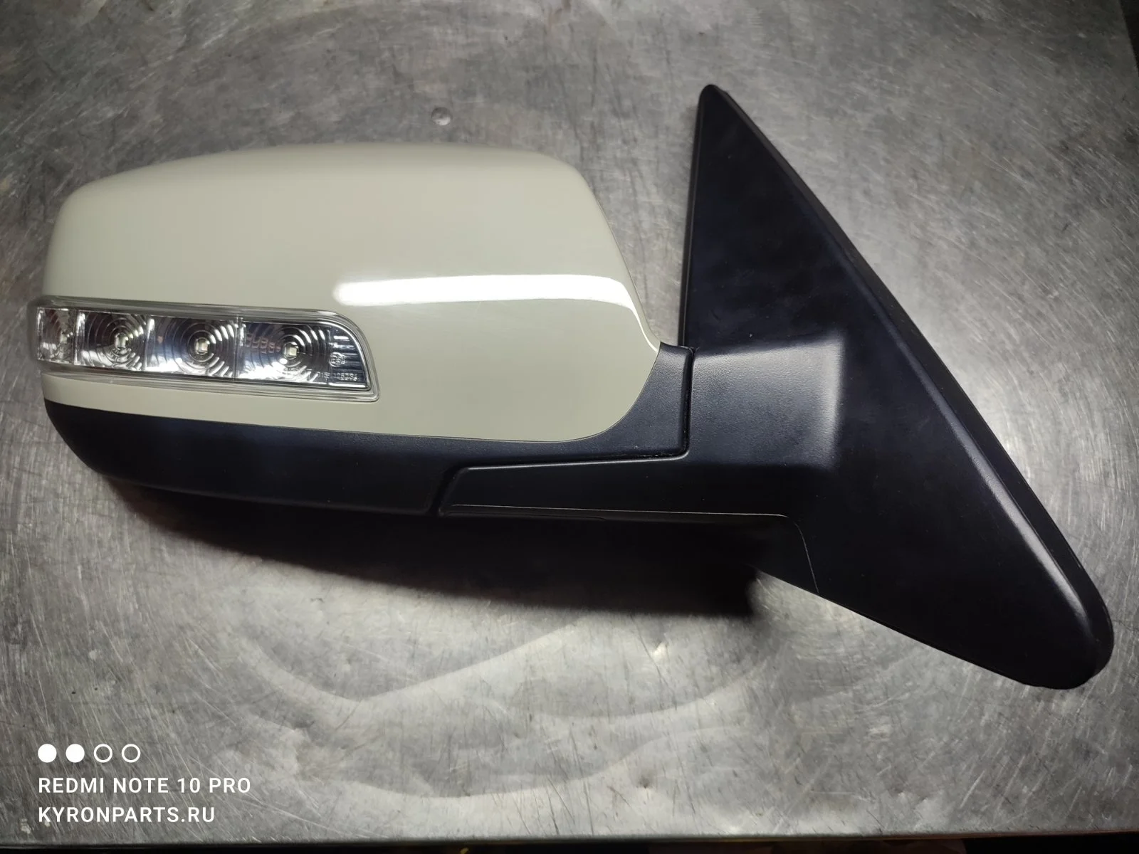 Зеркало KIA Sorento XM