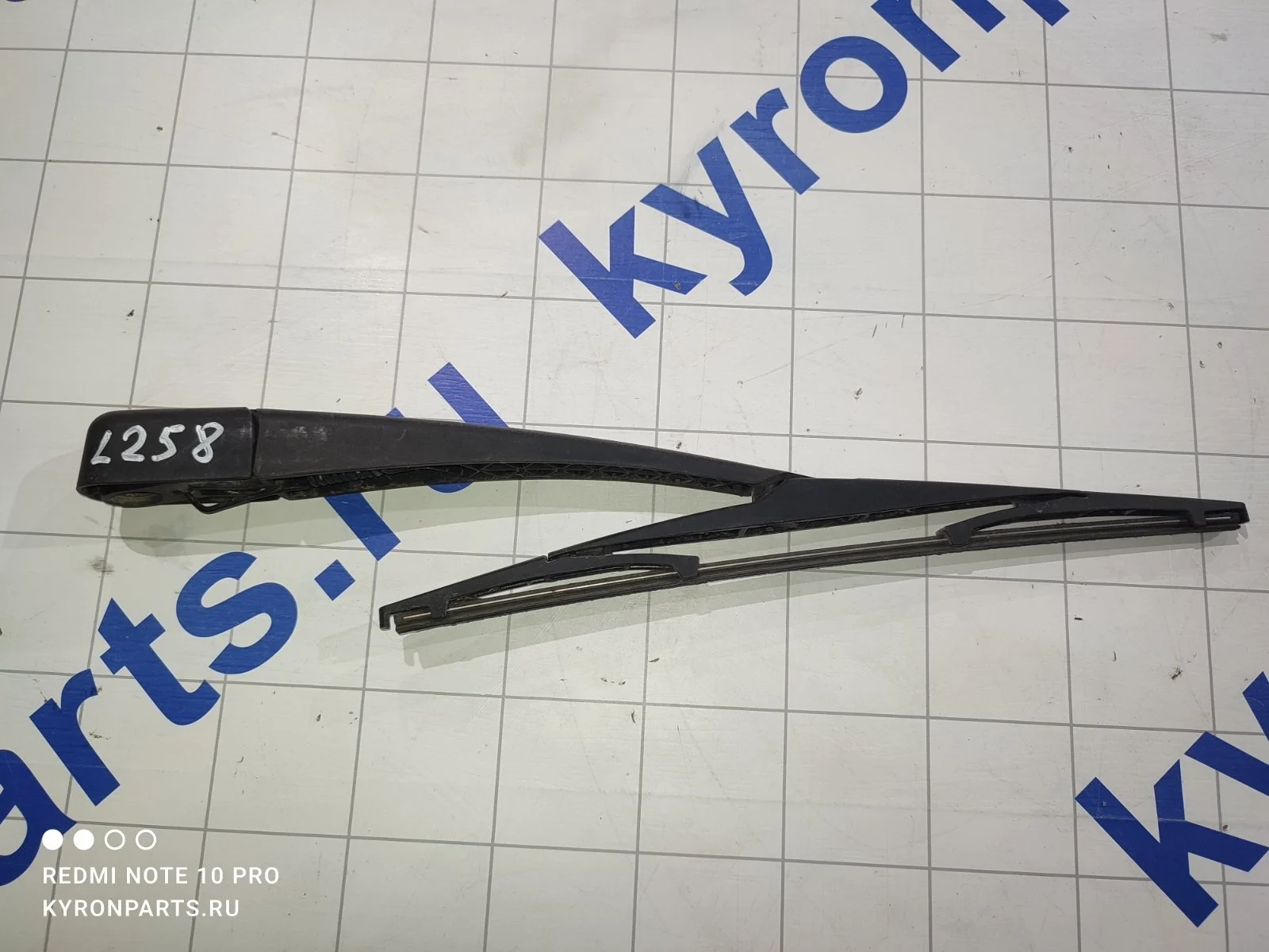 Поводок стеклоочистителя Hyundai IX35 2012 LM