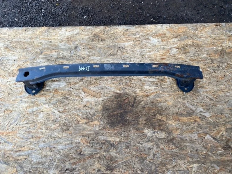 Усилитель бампера BMW 518d 2016 F11