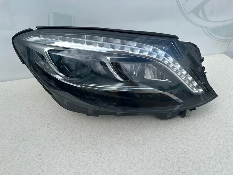 Фара правая Mercedes-benz W222