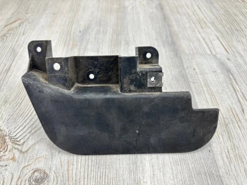 Брызговик Audi Q7 2007-2015 4L