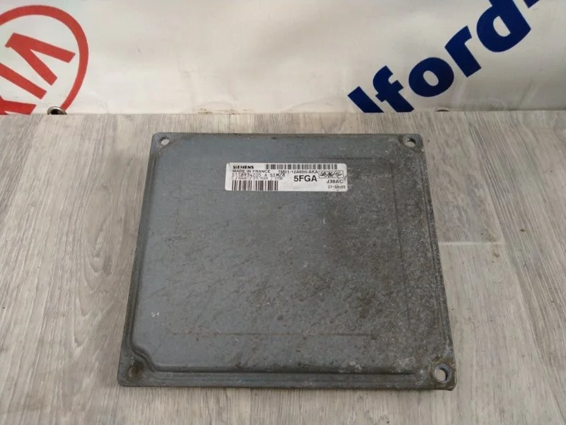 Блок управления двс FORD FOCUS 2 2009 ХЭЧБЭК