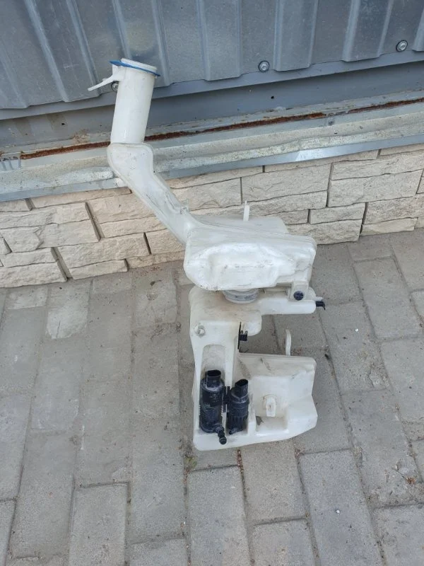 Бачок омывателя Volkswagen Passat CC 2012-2017