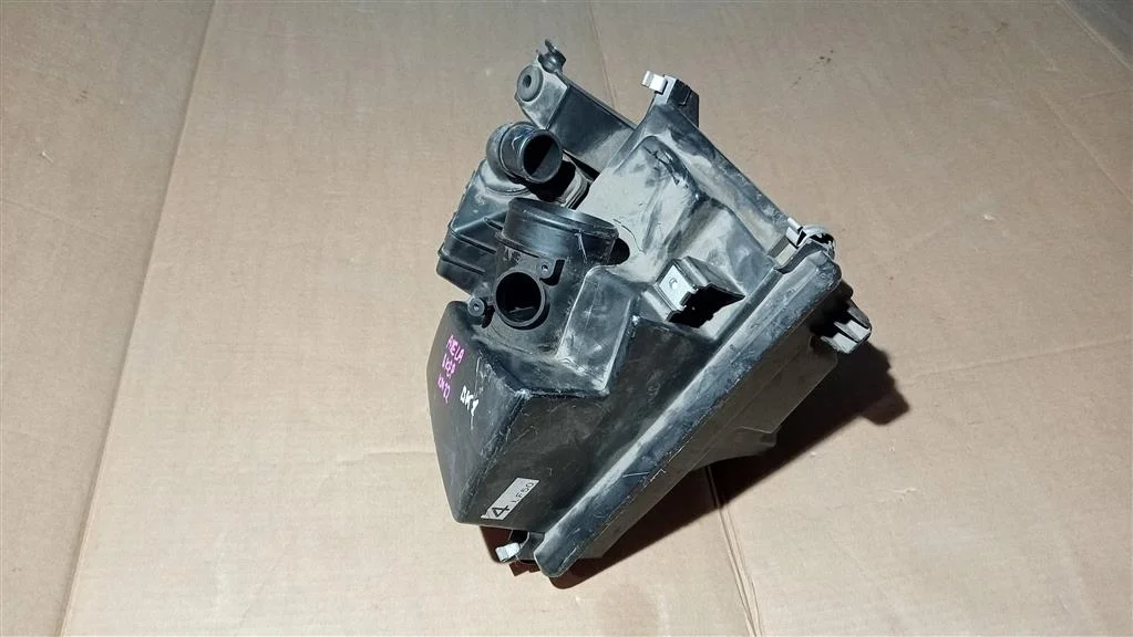 Б.у. корпус воздушного фильтра MAZDA MAZDA 3 BK MAZDA MAZDA 3 BK