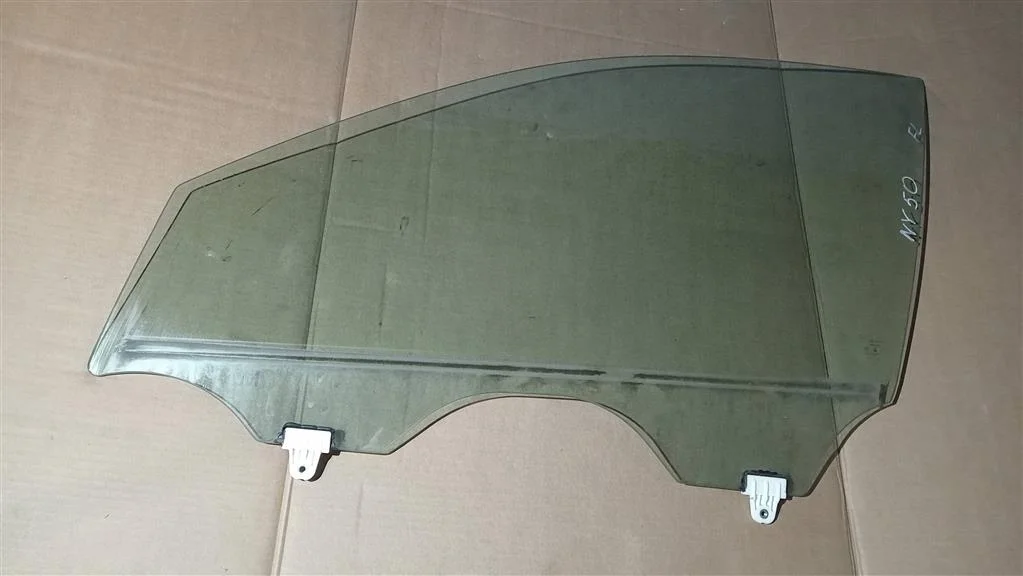 Б.у. стекло двери NISSAN FUGA PY50 NISSAN FUGA PY50