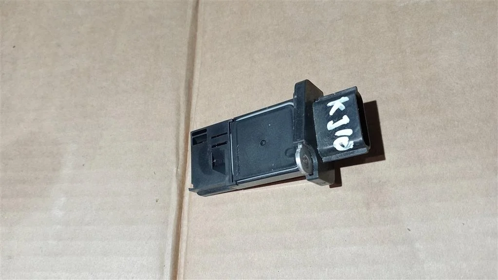 Б.у. датчик расхода воздуха/ дмрв NISSAN QASHQAI J10 NISSAN QASHQAI J10