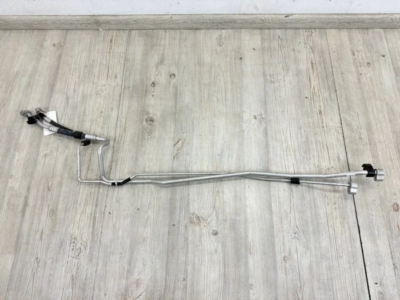 Трубопровод хладагента VW Touareg 2 2010-2018 7P