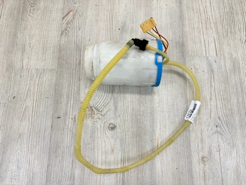 Топливный насос VW Touareg 2 2010-2018 7P