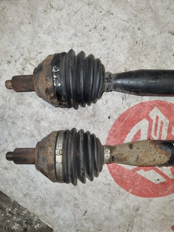 Привод Volkswagen Polo 2012 6R1