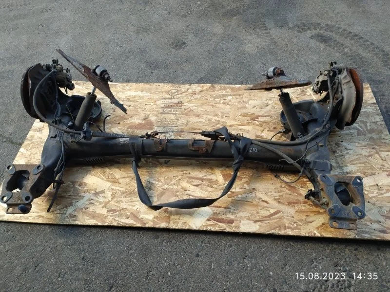 Балка подвески сборе Citroen Grand C4 Picasso 2008 UA