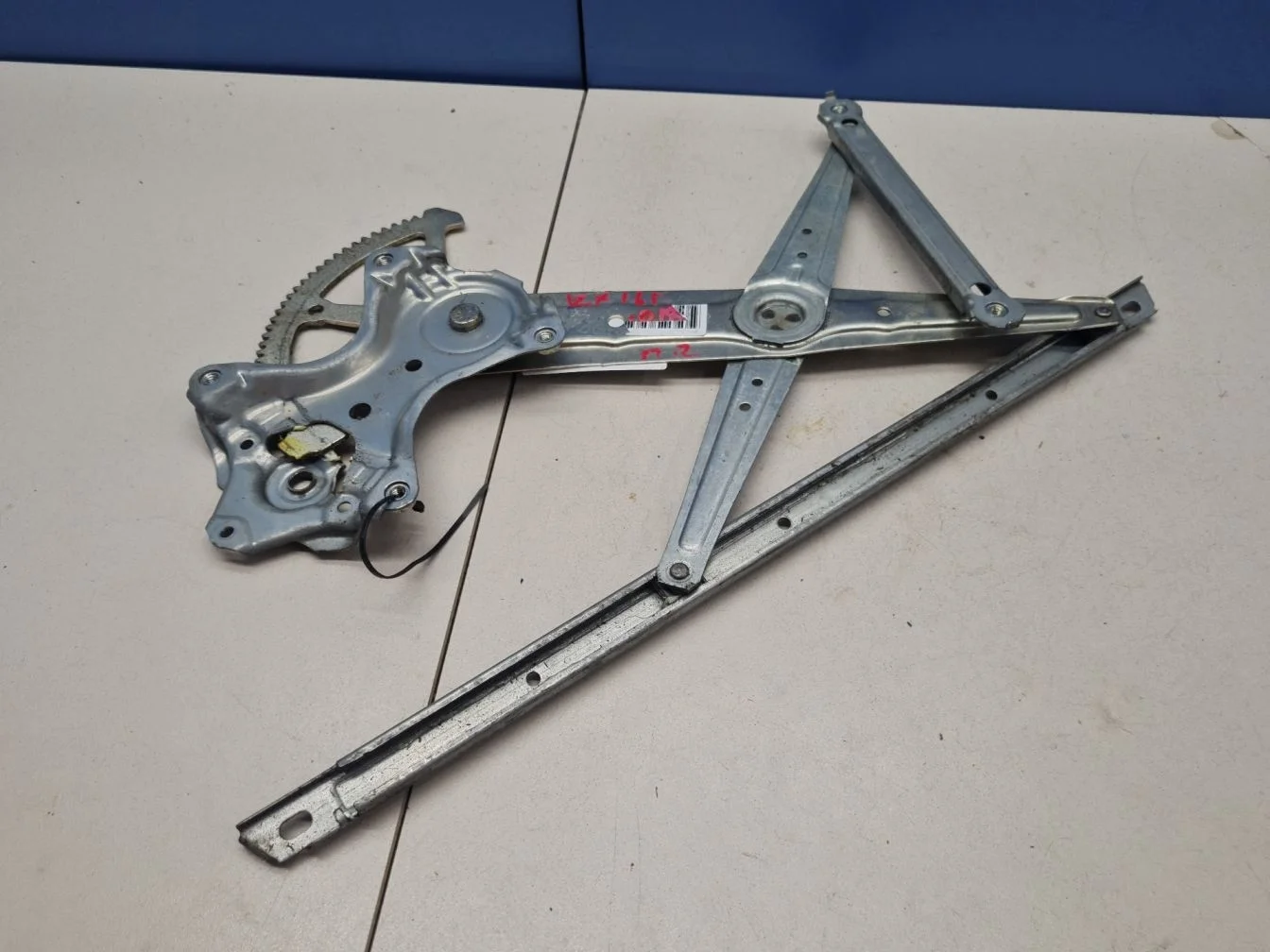 Стеклоподъемник передний правый для Lexus RX GL20 2016-