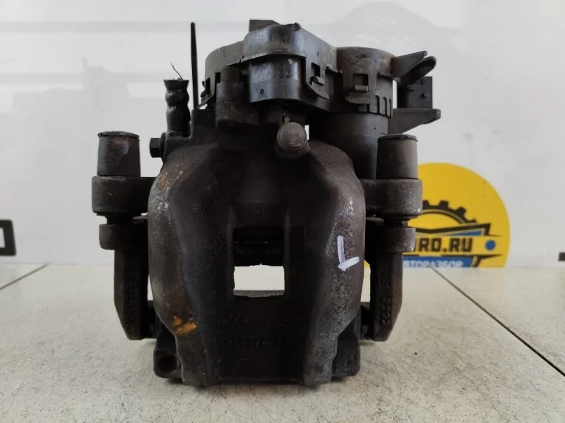 Суппорт тормозной Volvo XC90 2020 L_A2