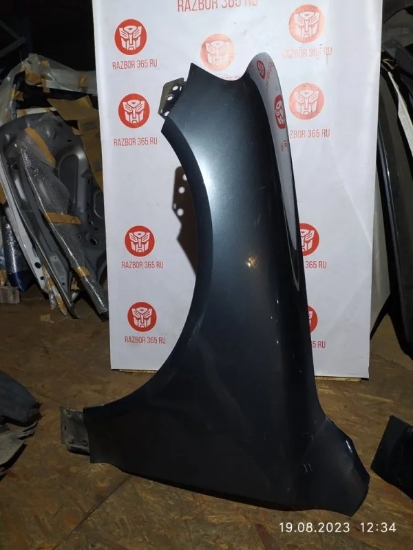 Крыло Volkswagen Touareg 2005 7L6