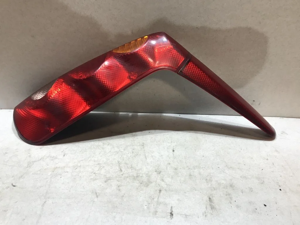 Фонарь правый Nissan Note E11