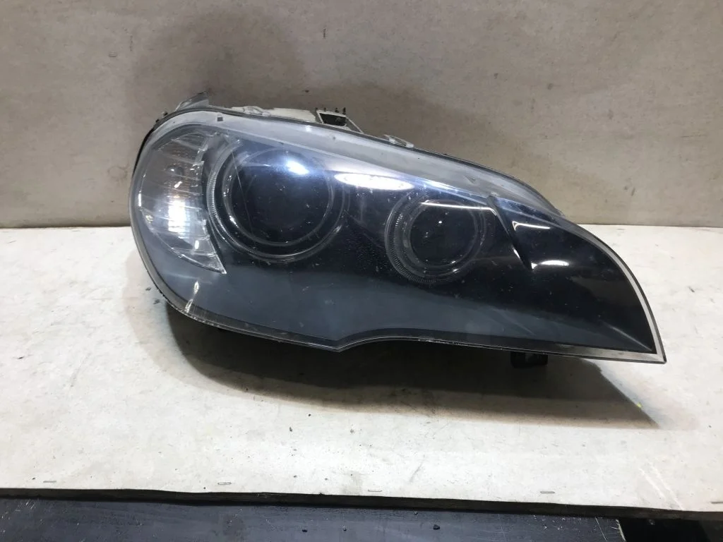 Фара правая BMW X5 E70 Ксенон