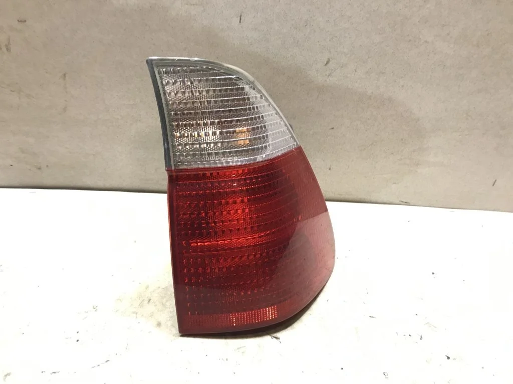 Фонарь задний правый BMW E53 Дорестайлинг