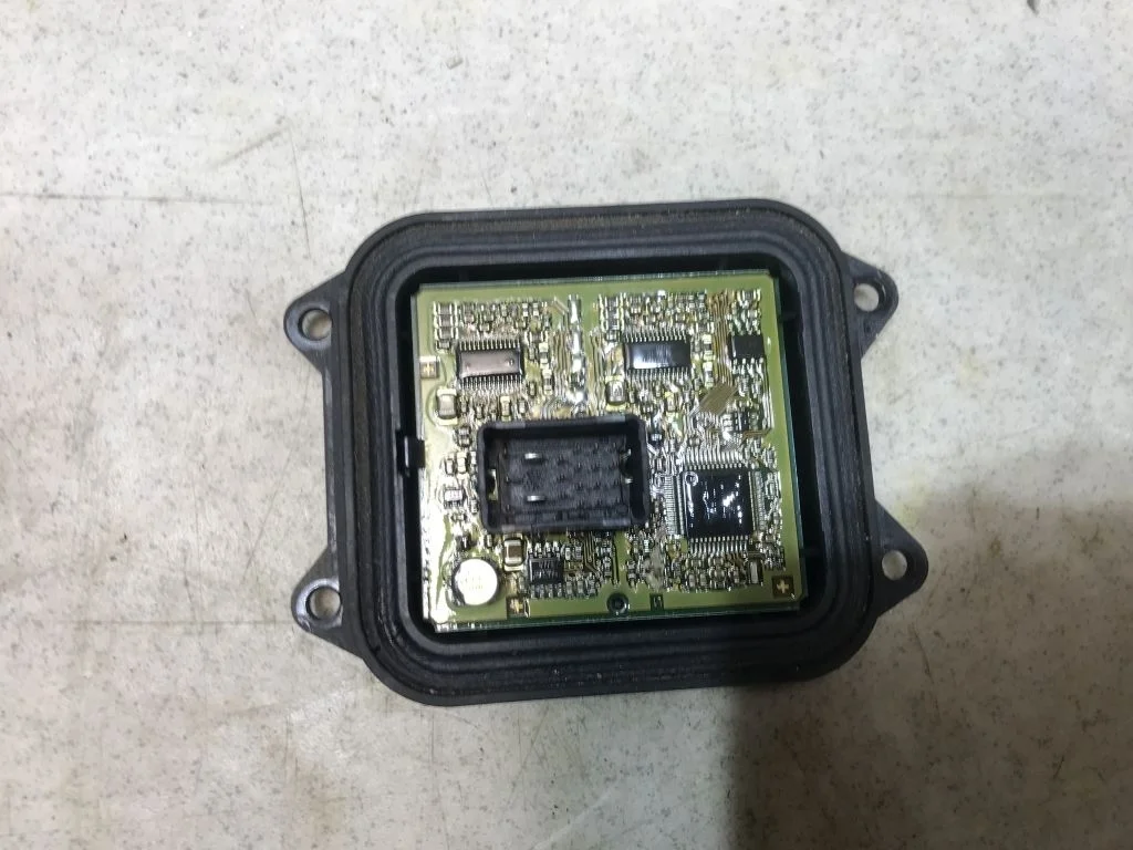 Блок AHL адаптива BMW E90 X5 E70 E71