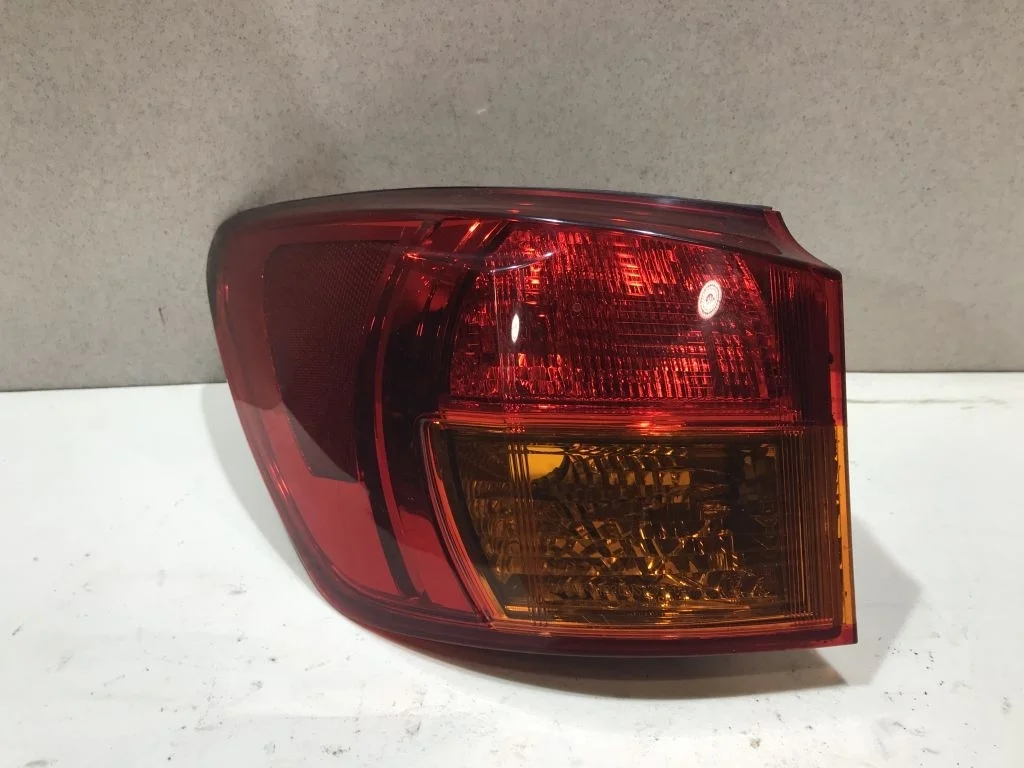 Фонарь левый Lexus IS 250 350