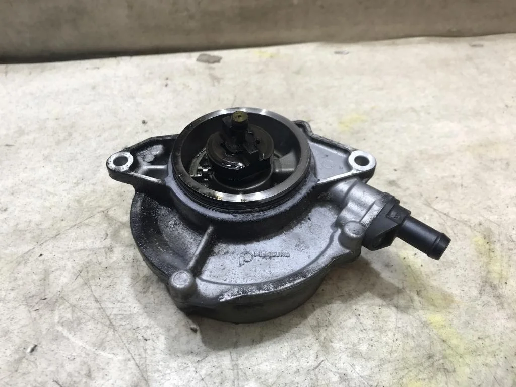 Вакуумный насос VW Touareg AUDI Q7