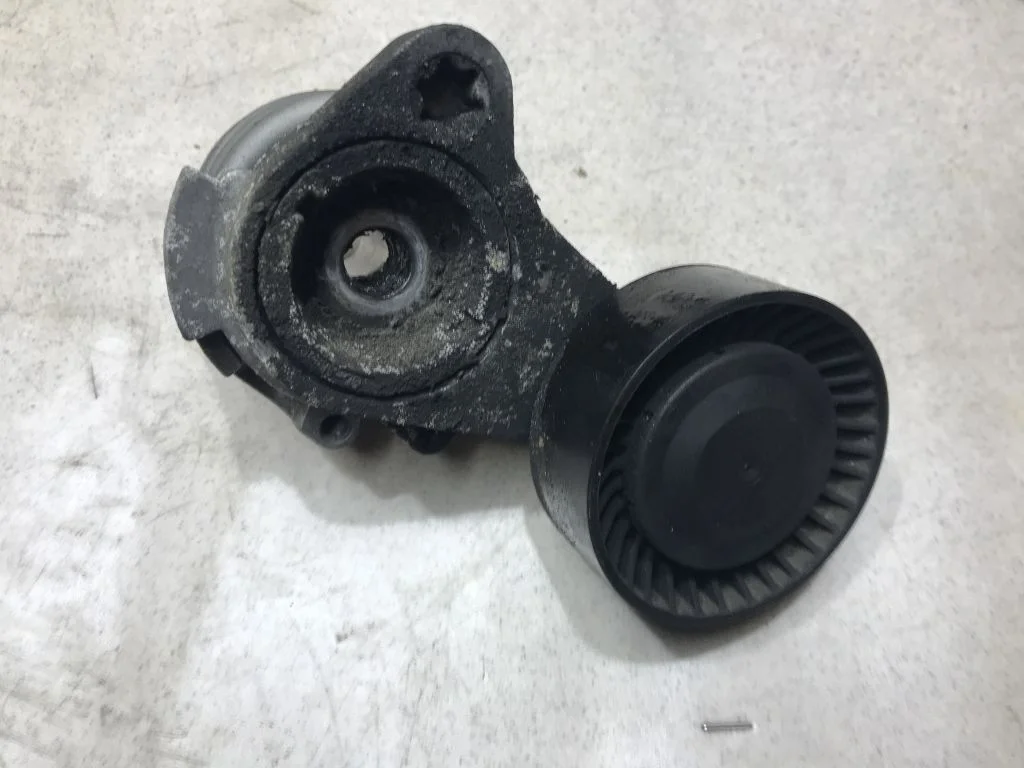 Натяжной ролик BMW E90 E87 E70 E60