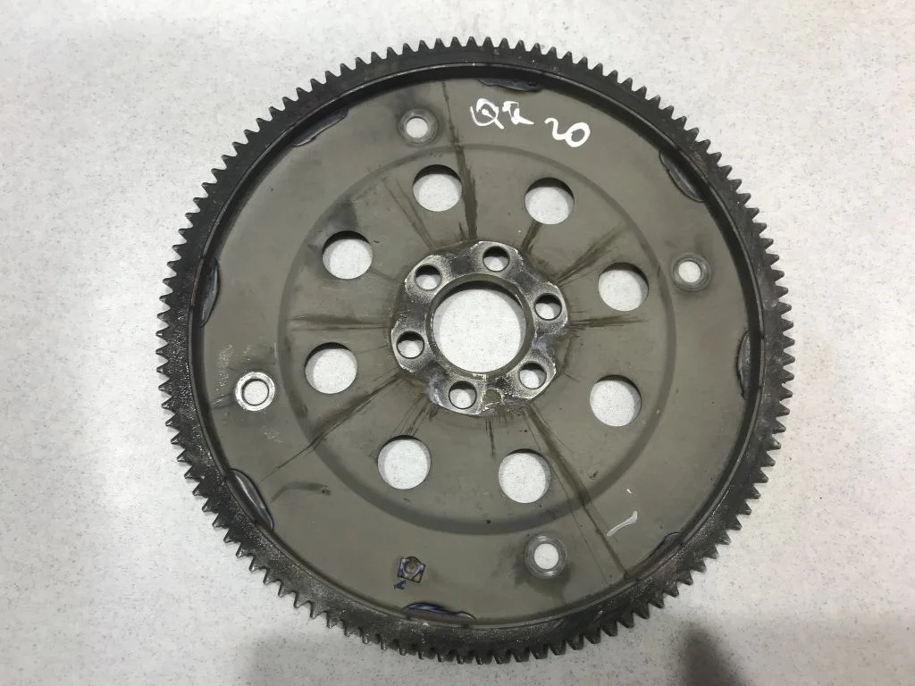 Маховик Nissan Primera P12 QR20DE