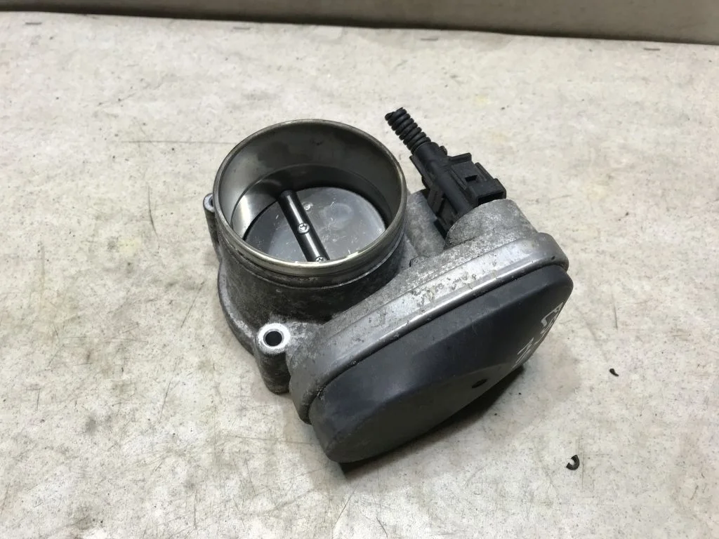 Дроссельная заслонка BMW X5 E53