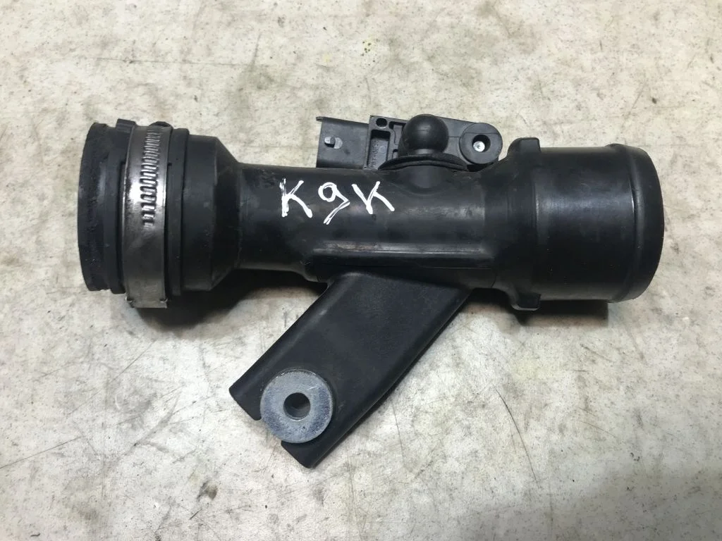 Патрубок интеркулера Nissan Qashqai J10