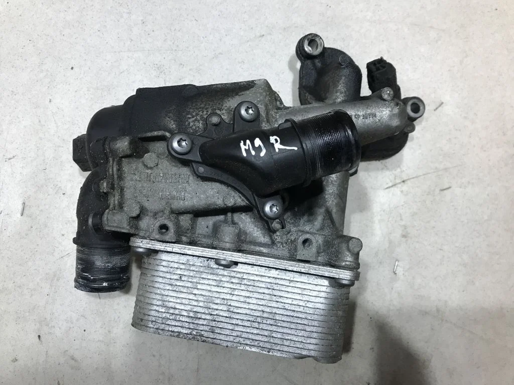 Корпус масляного фильтра Nissan Qashqai M9R