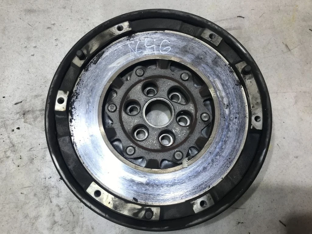 Маховик BMW E90 N46