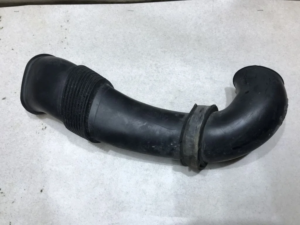 Патрубок воздушного фильтра VW Touareg