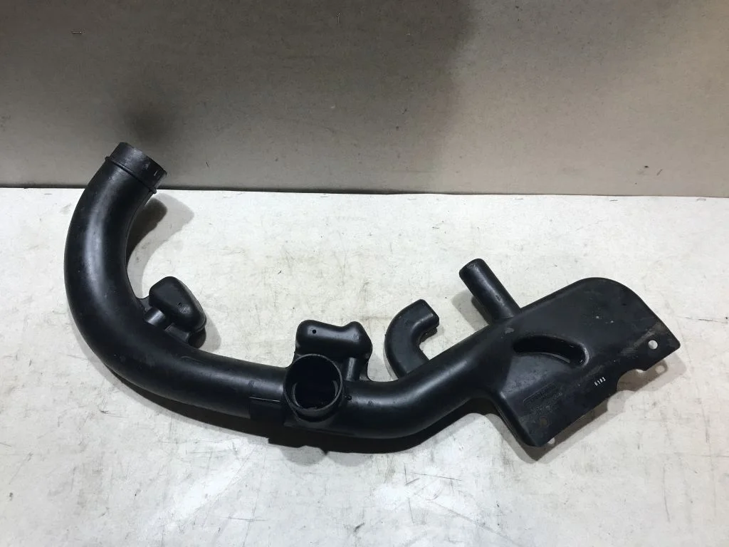 16554JD201 Воздухозаборник Nissan Qashqai J10