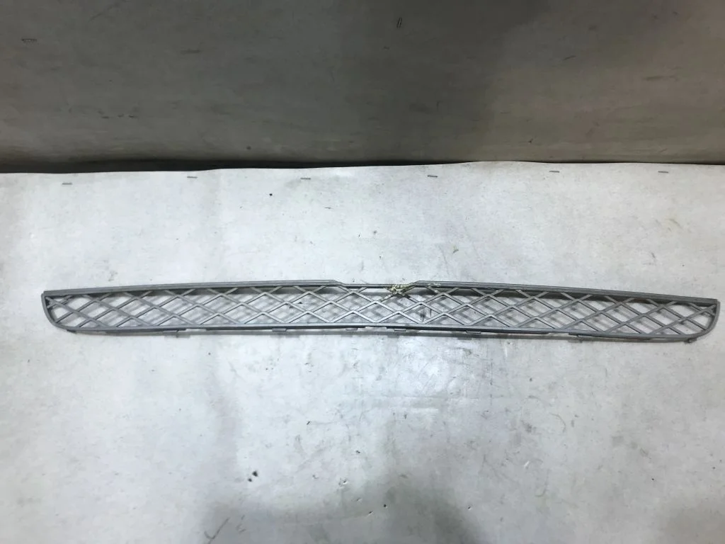 Решетка бампера центральная BMW E70