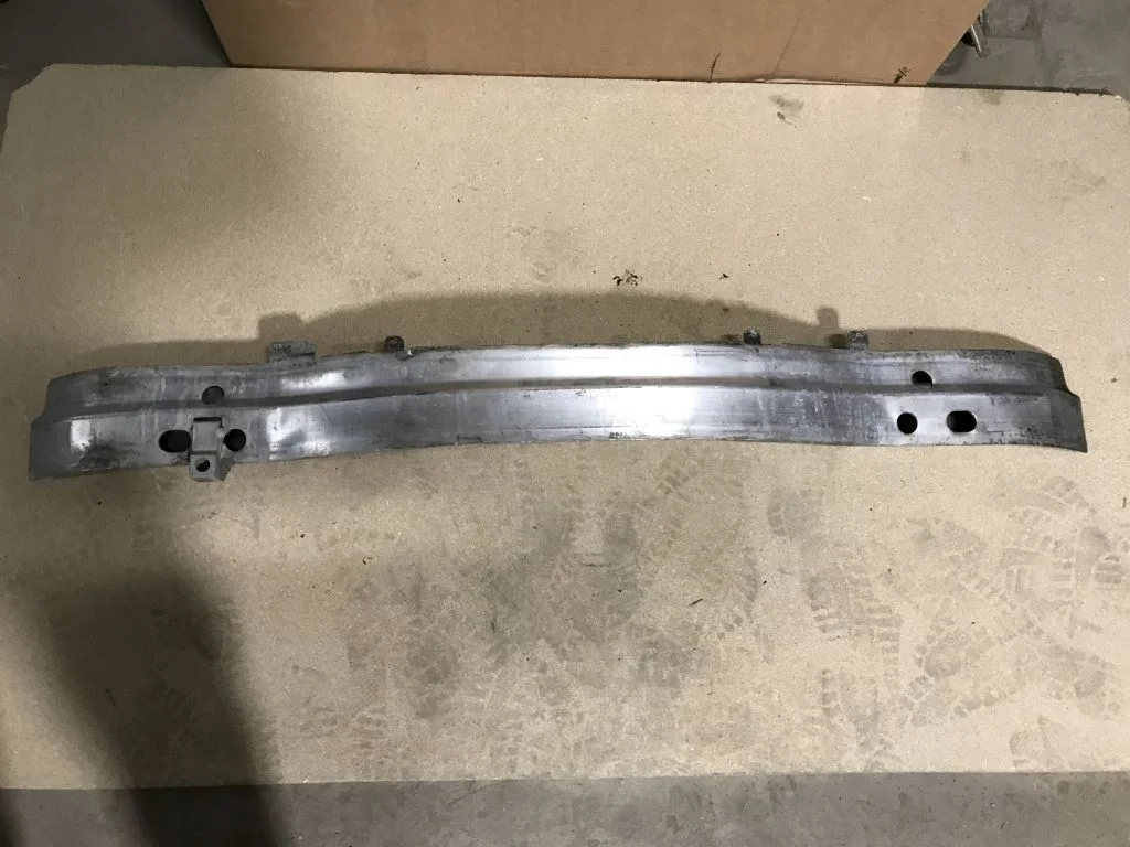 Усилитель заднего бампера BMW 7 E65