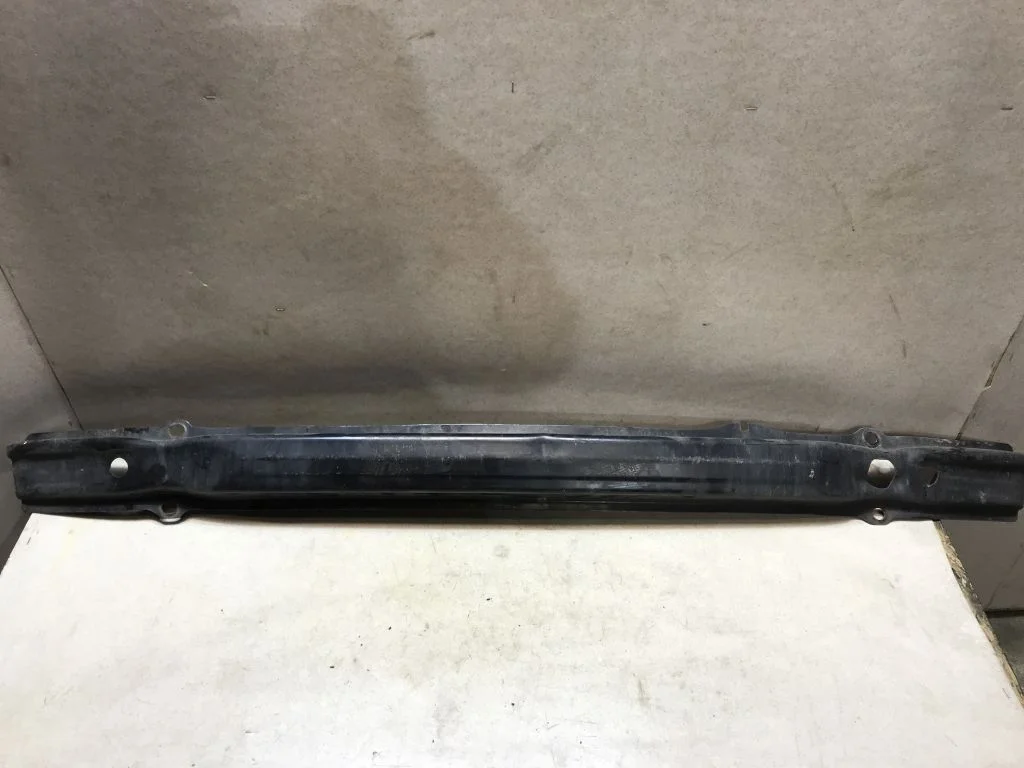 Усилитель заднего бампера BMW E60 Е61