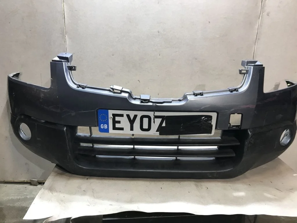 Бампер Nissan Qashqai J10 С ДЕФЕКТОМ