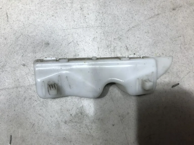 Направляющая бампера Nissan Qashqai J10