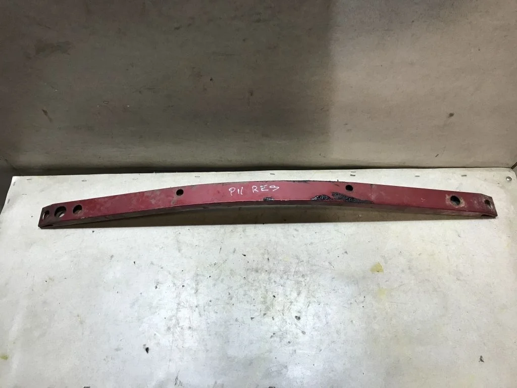 Усилитель передний Nissan Primera P11E