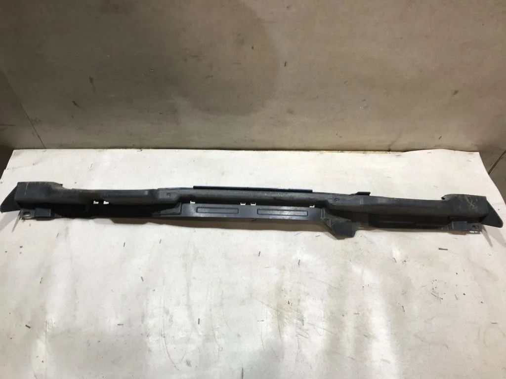 Кронштейн бампера Nissan Note E11