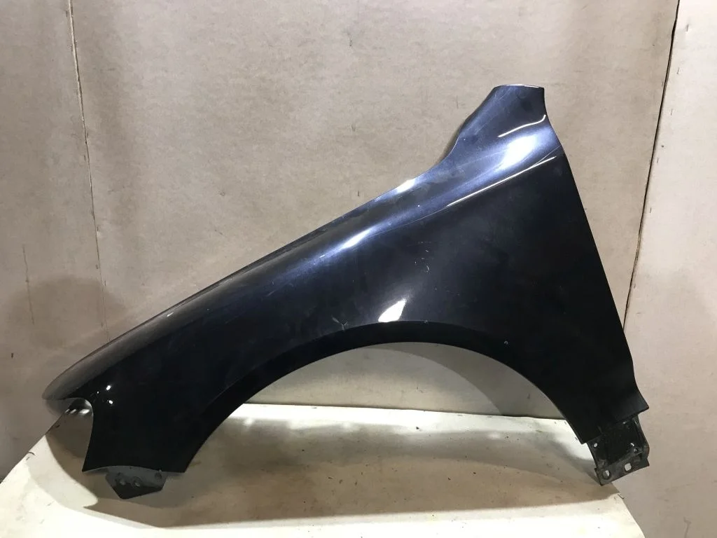 Крыло переднее левое VW Touareg 1