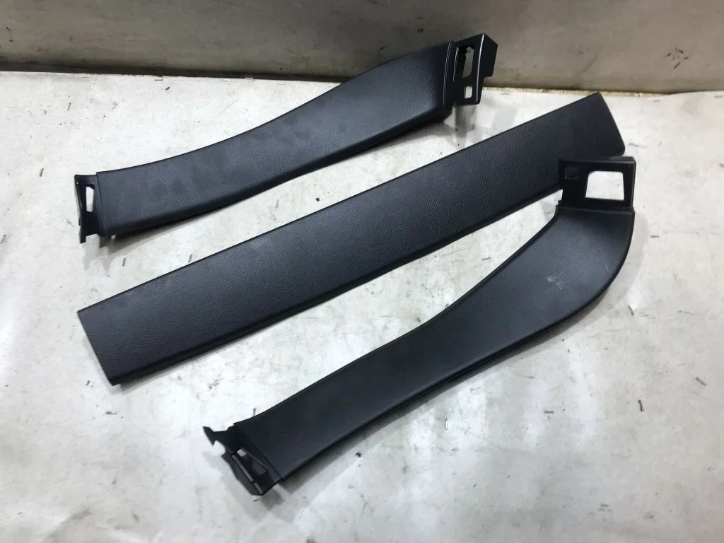 Пластик багажника Nissan X-Trail T31