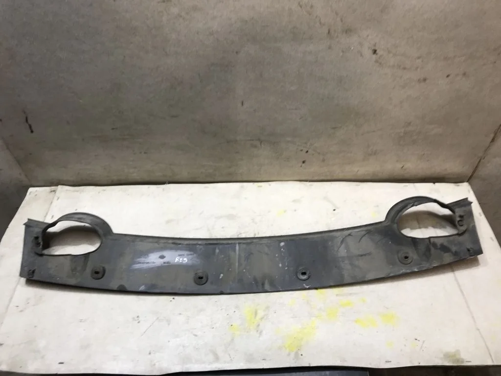 Спойлер бампера Nissan Pathfinder R51 960155X00A