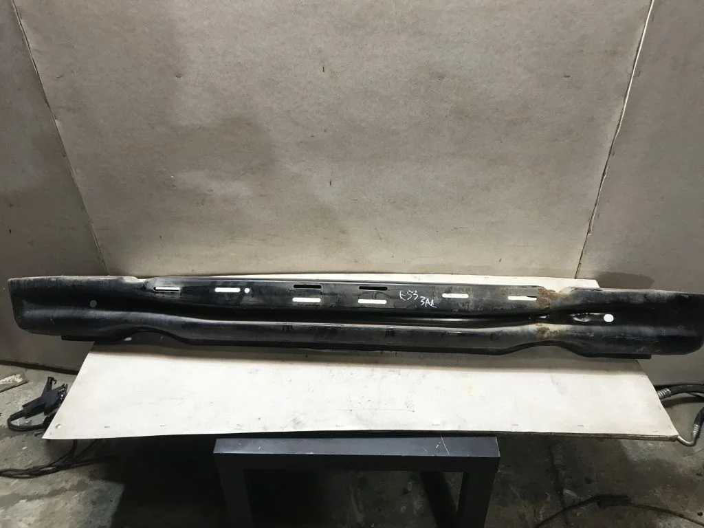 Усилитель заднего бампера BMW X5 E53