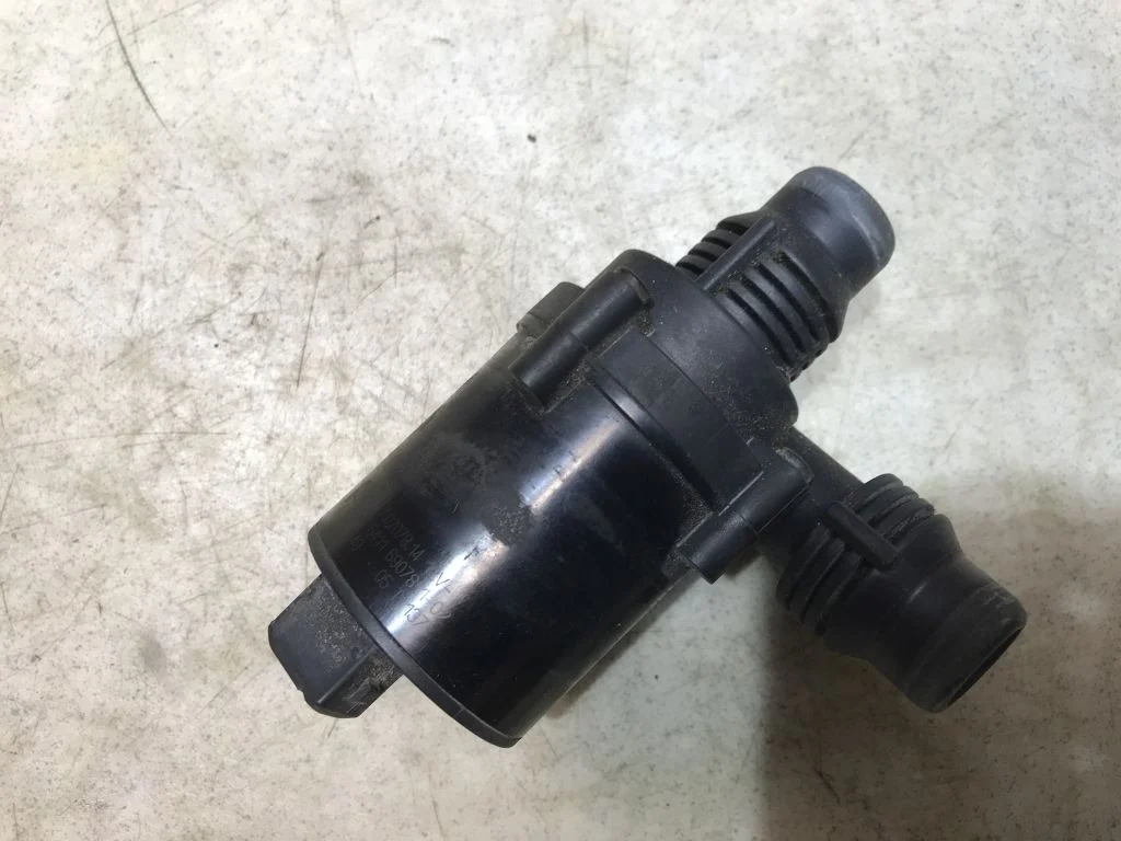 Дополнительная водяная помпа BMW E53