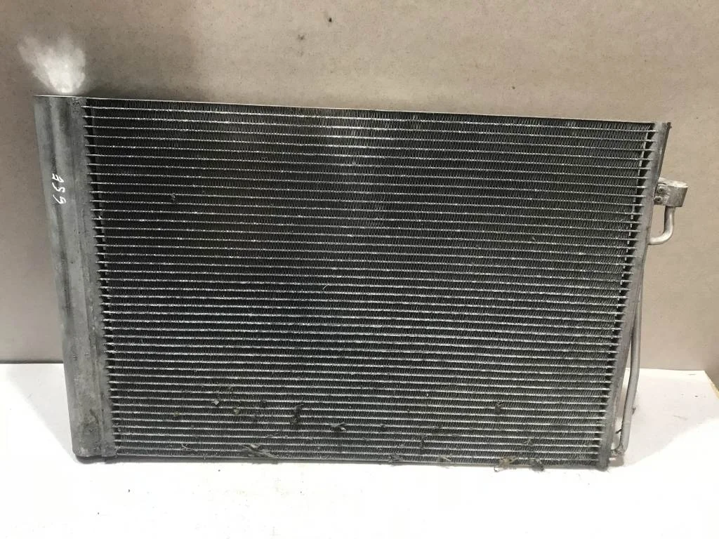 Радиатор кондиционера BMW E60 E65