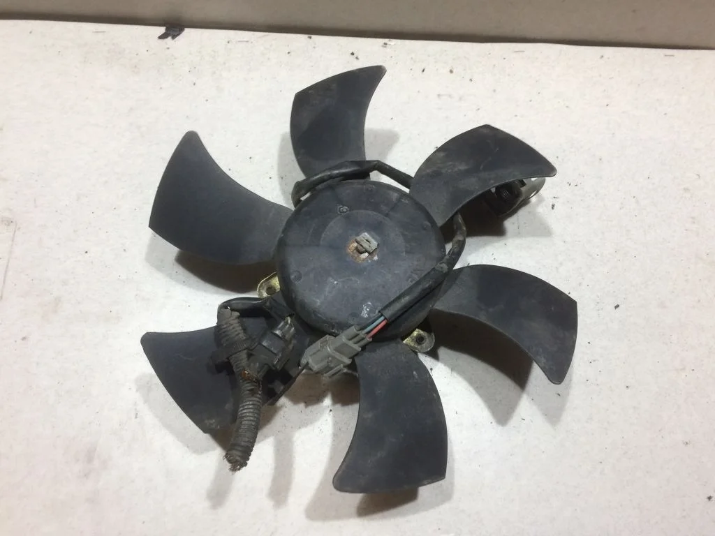 Мотор охлаждения Nissan Pathfinder R51