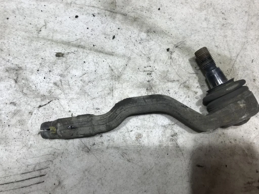 Рулевой наконечник BMW X5 X6 E70 E71