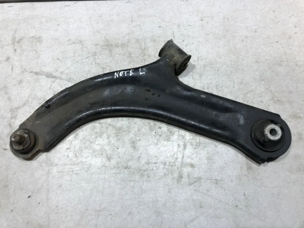 Рычаг левый передний Nissan Note E11 ноут
