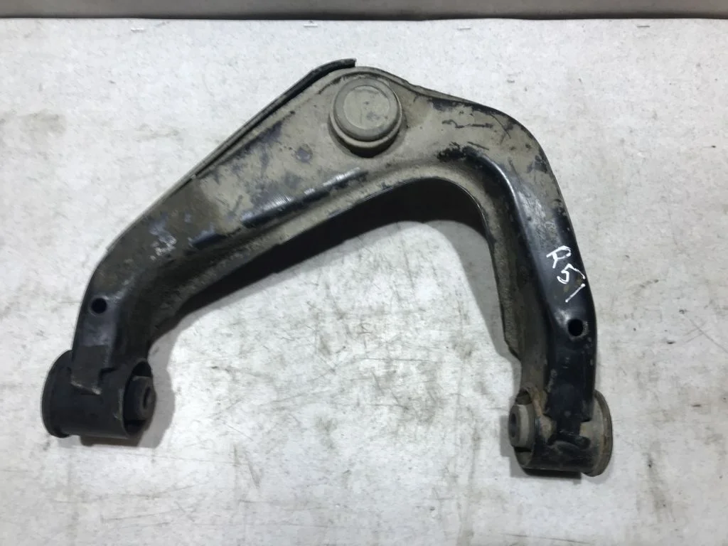Рычаг левый передний Nissan Pathfinder R51