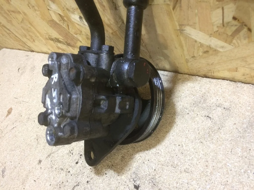 Насос гидроусилителя Nissan Pathfinder R51 YD25