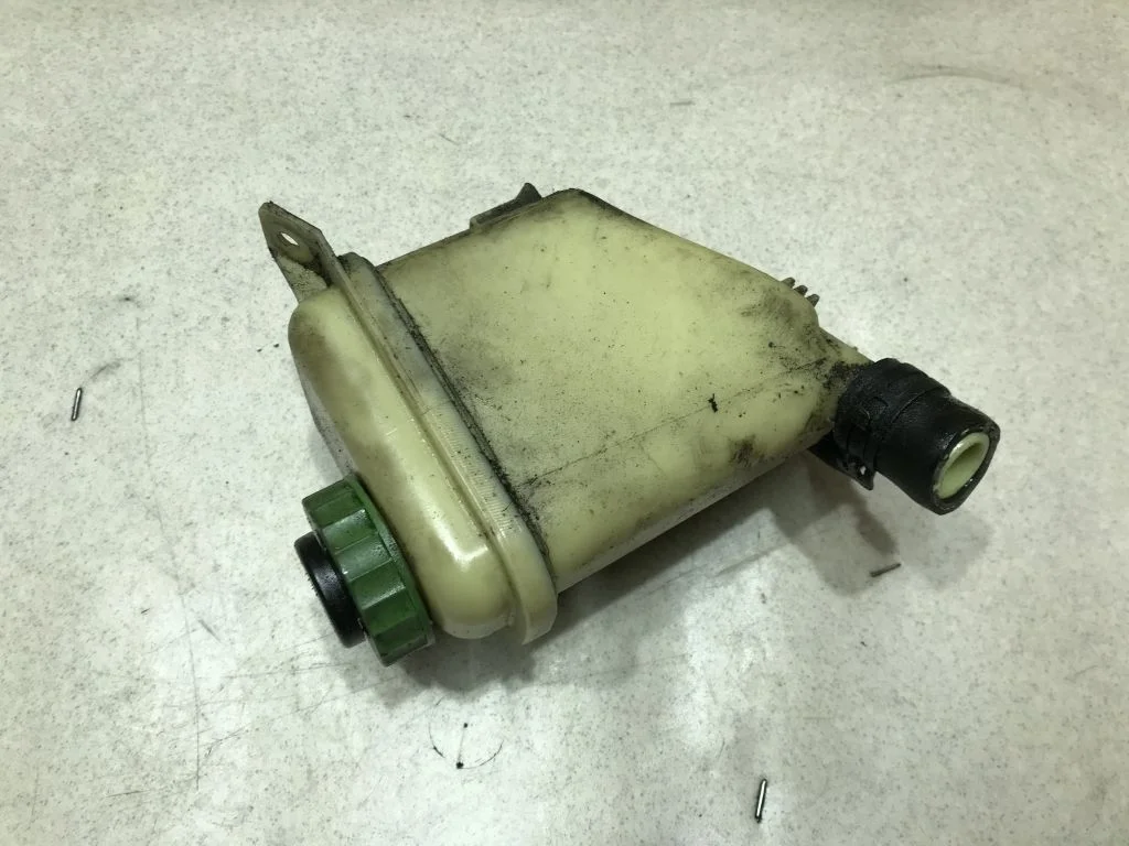 Бачок гидроусилителя VW Touareg 2005